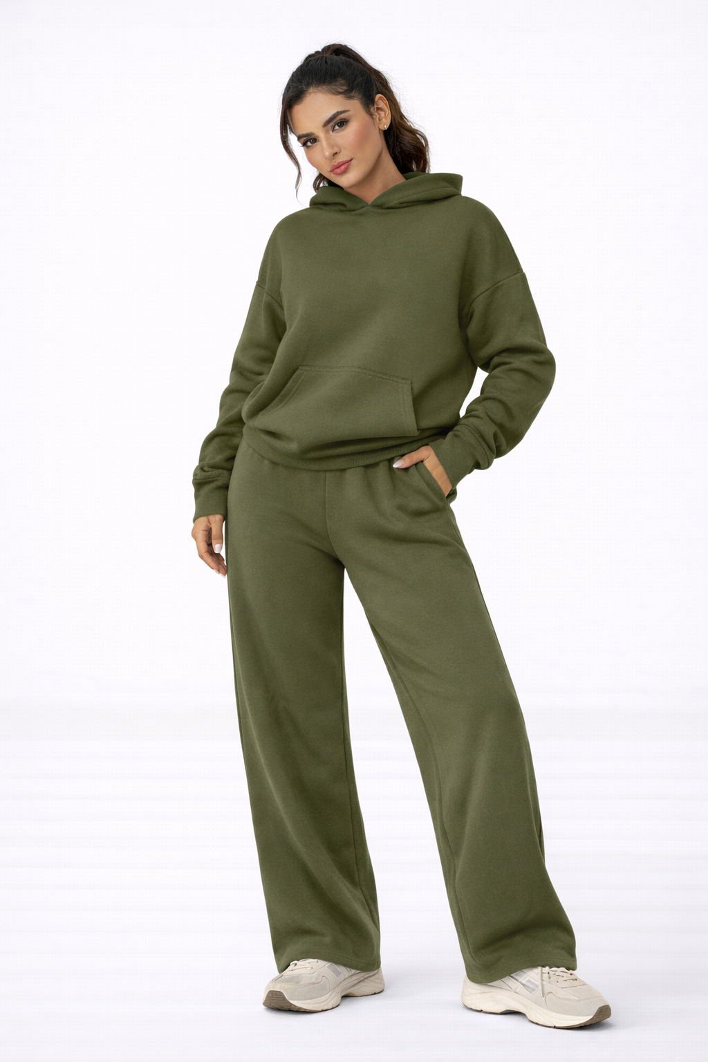 CalmWear Set – Green – Front View | Vayana Clothing