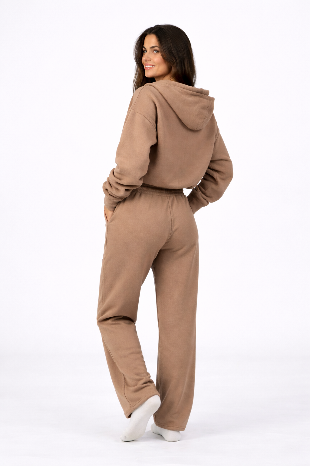 CozyMove Set – Brown – Side View | Vayana Clothing