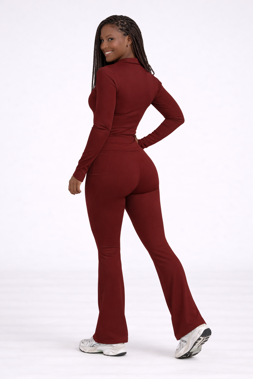 FlowFit Set – Red – Side View | Vayana Clothing