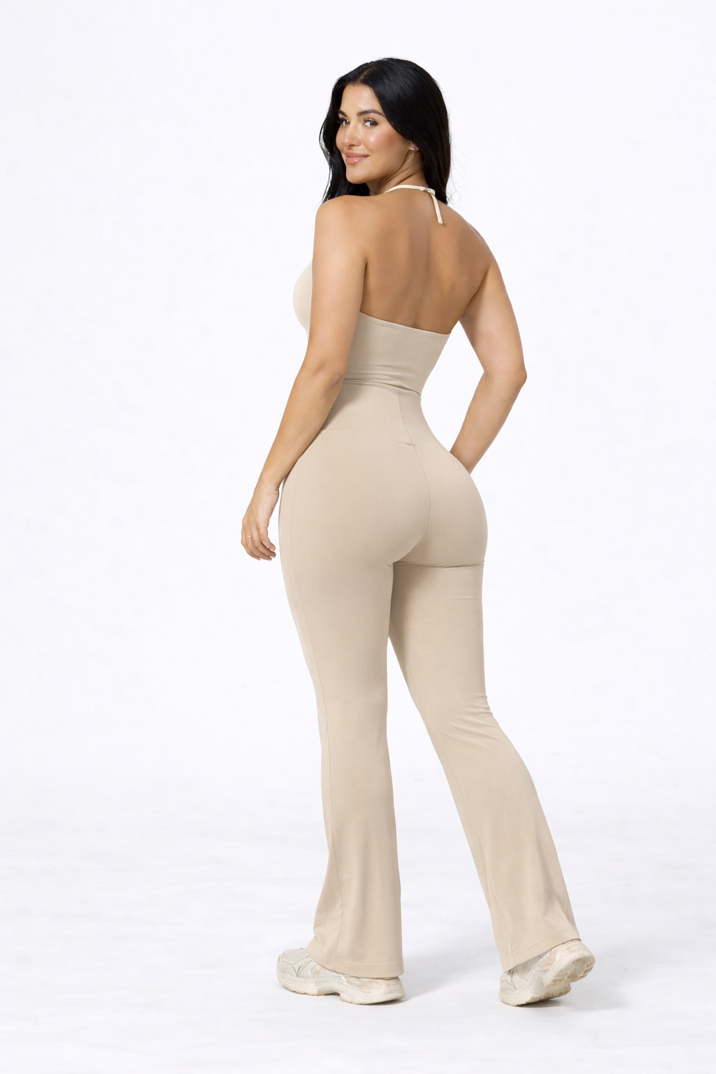 ActiveShape Jumpsuit – Combinaison Sport Sculptante Jambe Évasée | Vayana Clothing